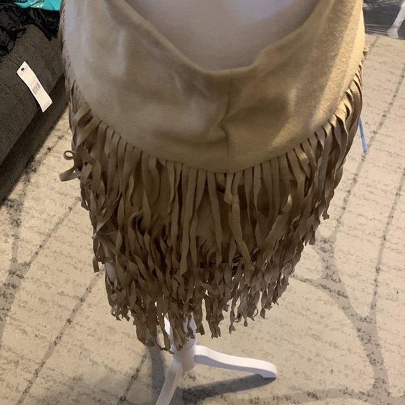 Tan fringe skirt - Picture 5 of 8